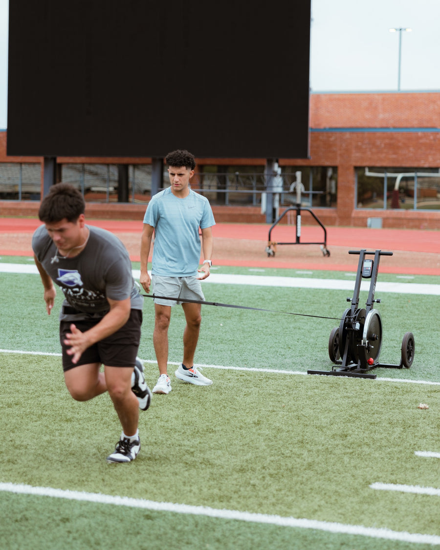 Natural Sprint Mechanics: The controlled resistance profile allows athletes to continue producing powerful, efficient strides as they accelerate.